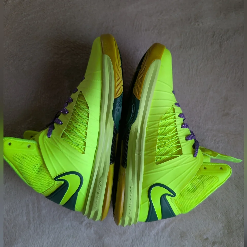 Nike Hyperdunk Neon Green Basketball Shoes with Purple Laces